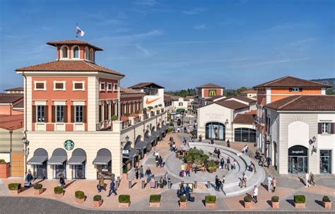 louis vuitton a serravalle scrivia|Serravalle Designer Outlet .